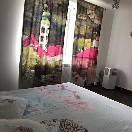Central Home Piatra Neamt Luaran gambar